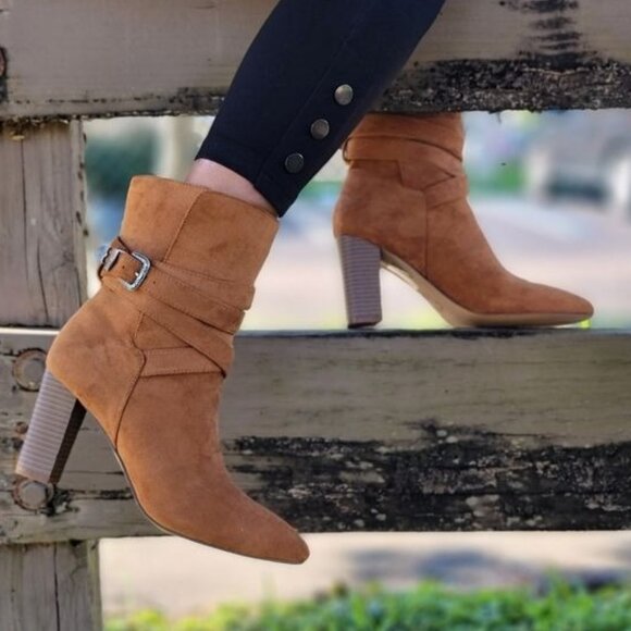Shoes - Women's Wrapped Around Strappy Chunky Booties